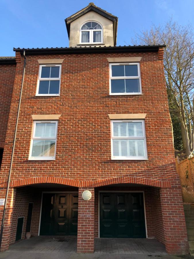 Stylish 2 Bed Apartment Next To The Norfolk Broads Coltishall Eksteriør billede